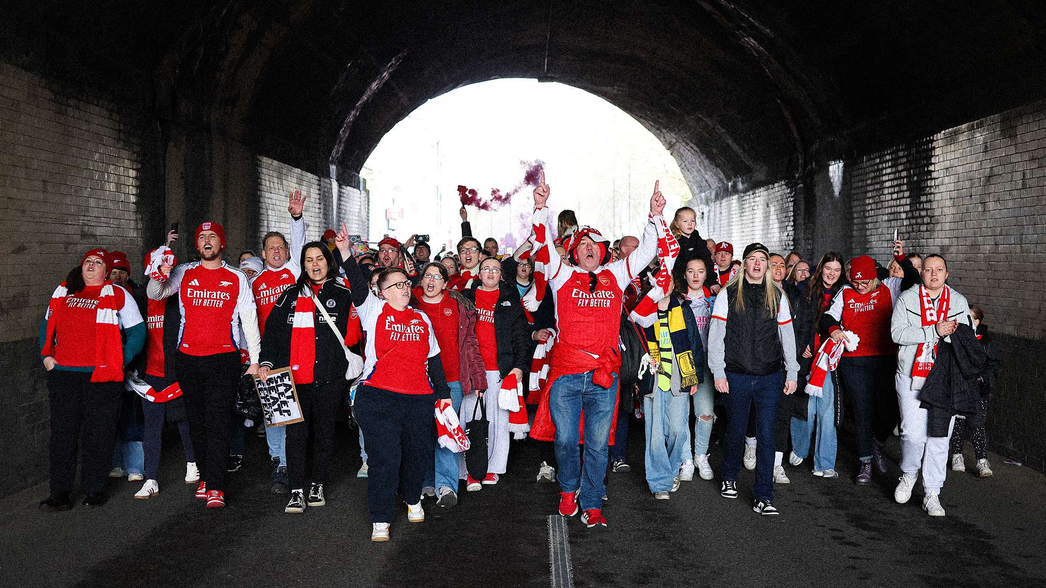 梅西深情感谢斯卡洛尼 阿根廷人热评教练的领导与贡献